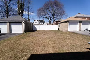 98 Harlow St, Arlington, MA 02474 - Photo 28