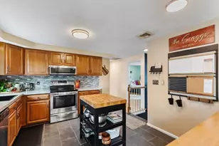 50-52 Pamela Cir, Malden, MA 02148 - Photo 12