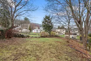 37 Upland Rd, Waltham, MA 02451 - Photo 26