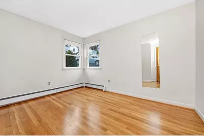 37 Upland Rd, Waltham, MA 02451 - Photo 14