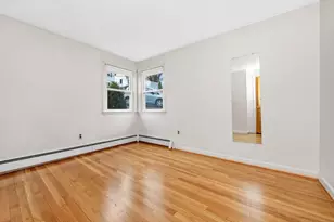 37 Upland Rd, Waltham, MA 02451 - Photo 14