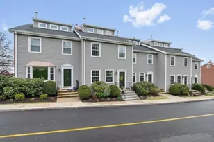 18 Breakwater Dr, Chelsea, MA 02150 - Photo 22