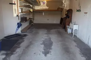 18 Breakwater Dr, Chelsea, MA 02150 - Photo 30