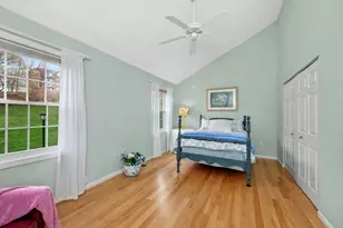 18 Breakwater Dr, Chelsea, MA 02150 - Photo 16