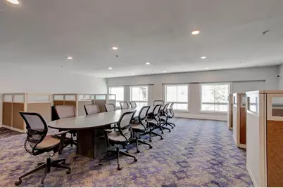 519 Broadway #401, Somerville, MA 02145 - Photo 2