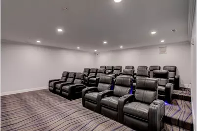 519 Broadway #401, Somerville, MA 02145 - Photo 4