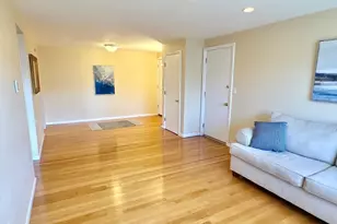 12 Colonial Village Dr, Arlington, MA 02474 - Photo 4