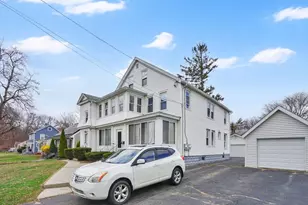 74 David St, Springfield, MA 01104 - Photo 2