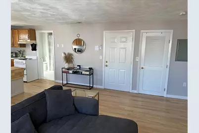 314 E 8th Street #3, Boston, MA 02127 - Photo 4