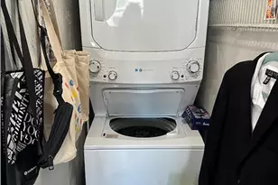 314 E 8th St, Boston, MA 02127 - Photo 14