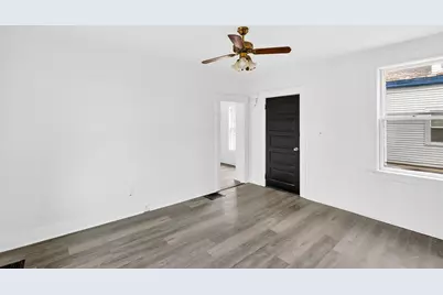 150 E Main St, Orange, MA 01364 - Photo 10