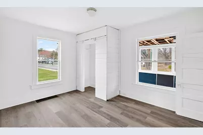 150 E Main St, Orange, MA 01364 - Photo 18