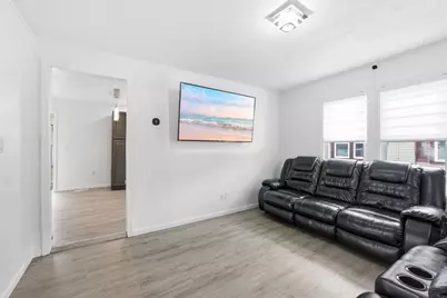 73 Oklahoma St, Springfield, MA 01104 - Photo 6