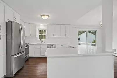 268 Davis St, Northborough, MA 01532 - Photo 2