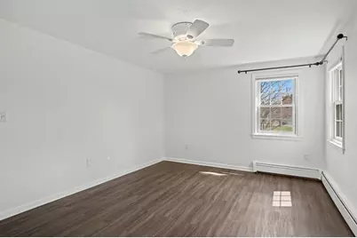 268 Davis St, Northborough, MA 01532 - Photo 10