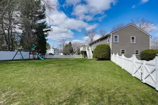 268 Davis St, Northborough, MA 01532 - Photo 24