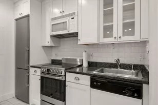 236 Beacon St, Boston, MA 02116 - Photo 18