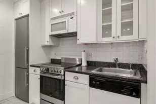236 Beacon St, Boston, MA 02116 - Photo 18