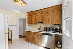 93-95 Poplar St, Watertown, MA 02472 - Photo 24