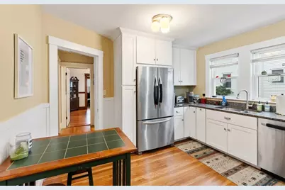 93-95 Poplar St, Watertown, MA 02472 - Photo 10