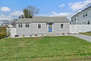 68 Leland Rd, Marshfield, MA 02050 - Photo 2