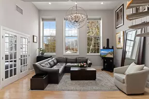 35 Walden St, Cambridge, MA 02140 - Photo 4