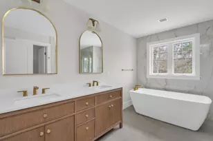 110 Bonney Dr, Holliston, MA 01746 - Photo 6