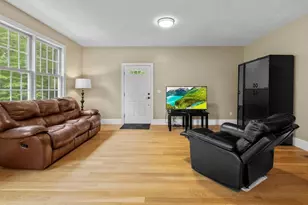 12 Breton Rd, Upton, MA 01568 - Photo 16