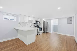 185 Suffolk Ave, Revere, MA 02151 - Photo 28