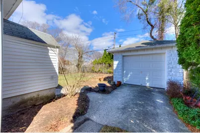 123 Dana Ave, Worcester, MA 01604 - Photo 36