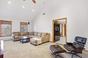 195 Farnum St, North Andover, MA 01845 - Photo 8