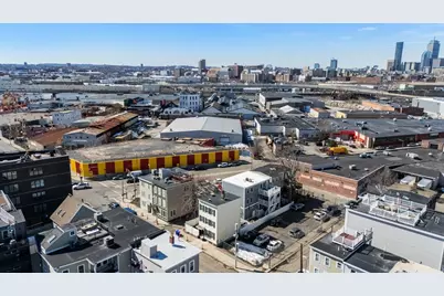 110 D St, Boston, MA 02127 - Photo 34