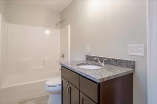 40 Black Bear Cir, Milford, MA 01757 - Photo 14