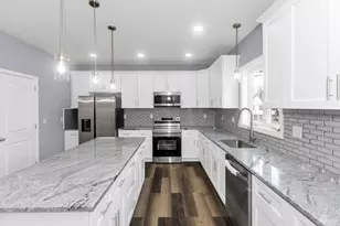 1220 Bay St, Springfield, MA 01109 - Photo 6