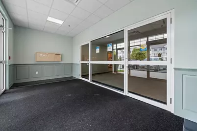 386 Merrimack St #2C, Methuen, MA 01844 - Photo 2