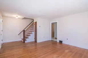 390 Shays St, Amherst, MA 01002 - Photo 14