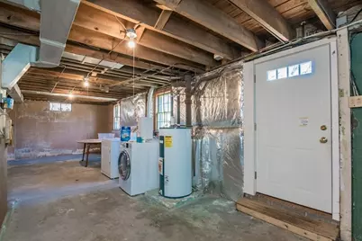 390 Shays St, Amherst, MA 01002 - Photo 30