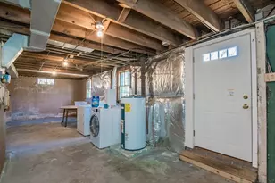 390 Shays St, Amherst, MA 01002 - Photo 30