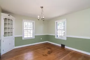 390 Shays St, Amherst, MA 01002 - Photo 12