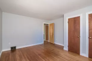 390 Shays St, Amherst, MA 01002 - Photo 20