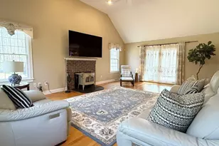 15 Cutters Ridge Rd, Carlisle, MA 01741 - Photo 4