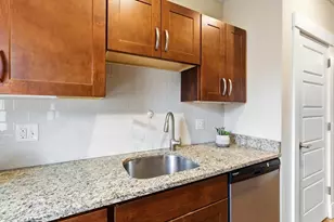 54 Loomis St, Bedford, MA 01730 - Photo 10