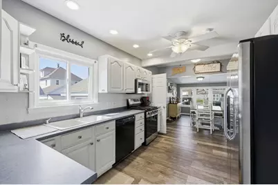 15 Granger Pl, West Springfield, MA 01089 - Photo 10