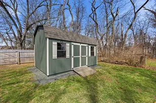 15 Granger Pl, West Springfield, MA 01089 - Photo 40