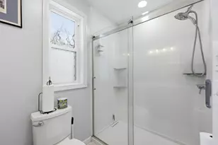 15 Granger Pl, West Springfield, MA 01089 - Photo 28