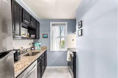 32 Newman Rd #1, Malden, MA 02148 - Photo 4