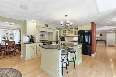 15 Nichols Street, North Reading, MA 01864 - Photo 6