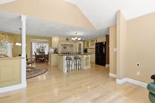 15 Nichols St, North Reading, MA 01864 - Photo 10
