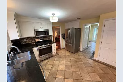 10 Legion Drive, Plainville, MA 02762 - Photo 4