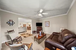 15 Godfrey Ln, Milford, MA 01757 - Photo 10